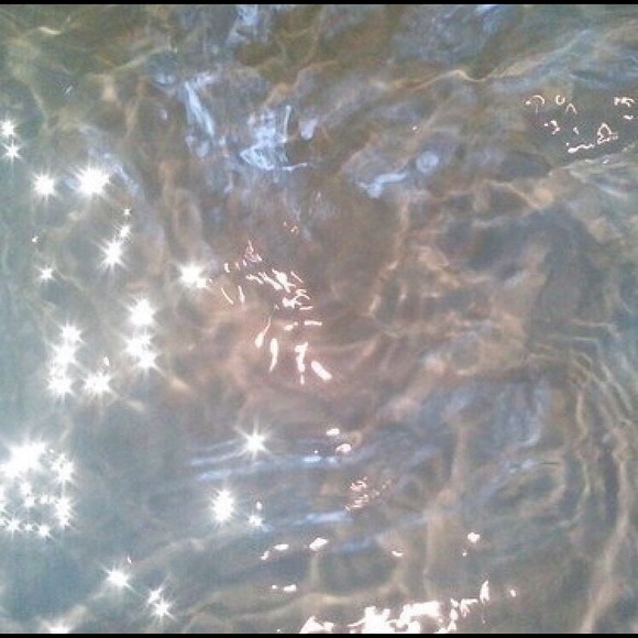 Meet your Posher, Rebecca - Picture 4 of 4